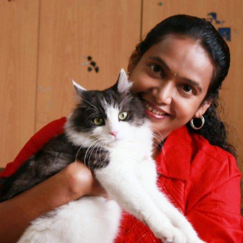 Sangeetha  Pet hotel experience in real homes! 1