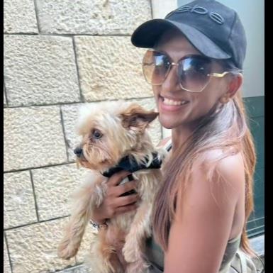 Nisha  Pet hotel experience in real homes! 4